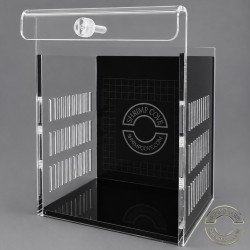 Shrimp Cove showcase box. Small and medium sizes perfect for Caridina or Neocaridina Shrimp. Buy at Shrimp Cove UK
